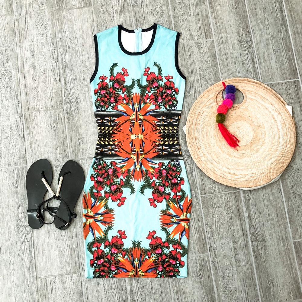 Floral Sleeveless Day/Evening Dress